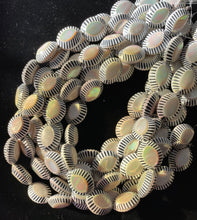 Pilok-Pilok Literatus / MOP White