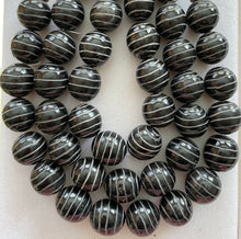 Horn Round Beads Spiral Grooves