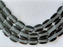 Horn Flat Oval with Center Curve Brush