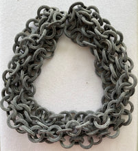 Horn Chain Link Brush